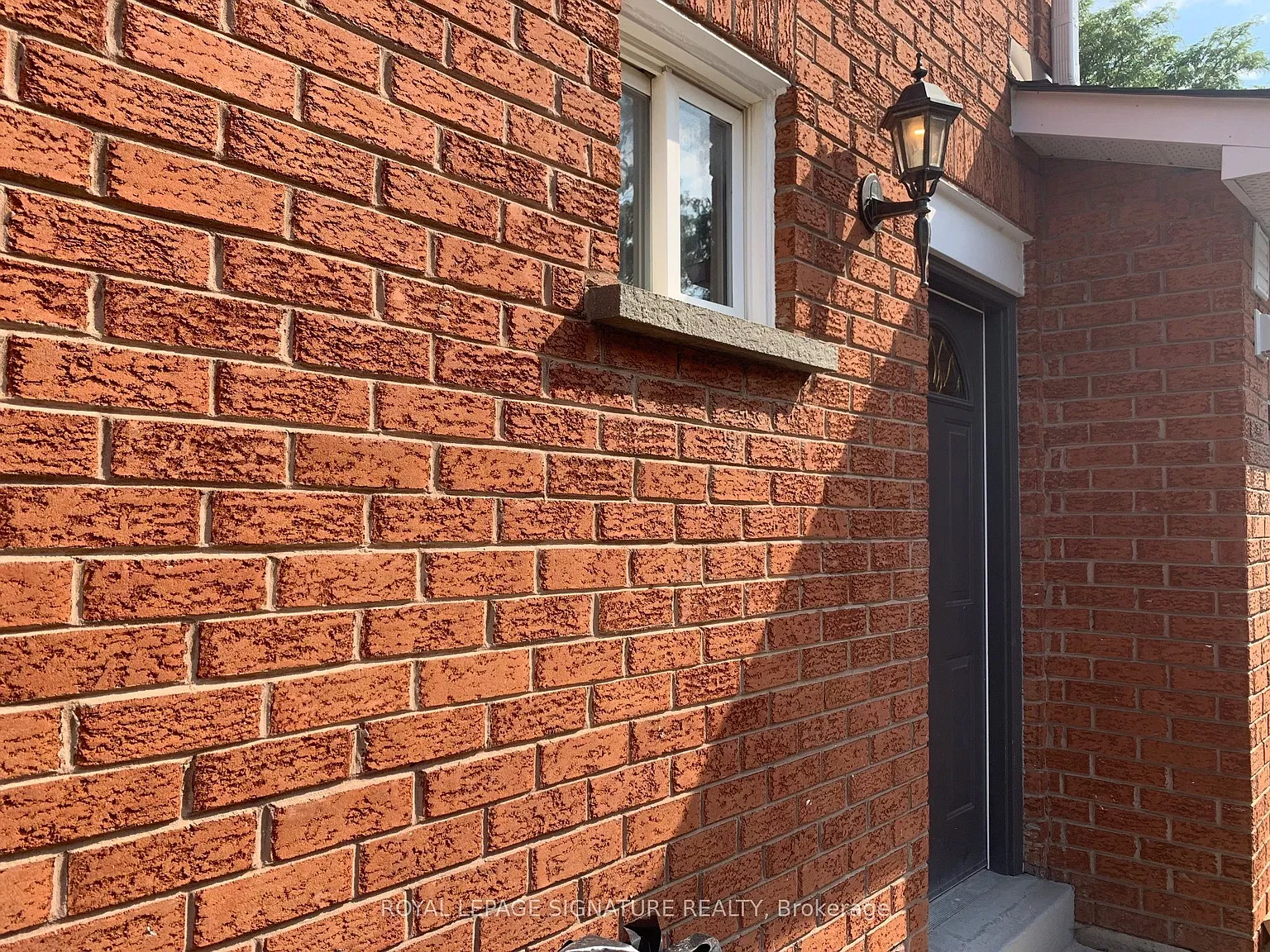 3 bed, $2,490 — Photo 2