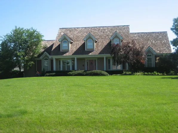 23232 W Fairview Dr, Deer Park, IL 60010