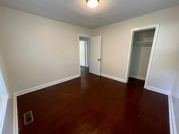 4th image of 1021 Saint Joseph St NW