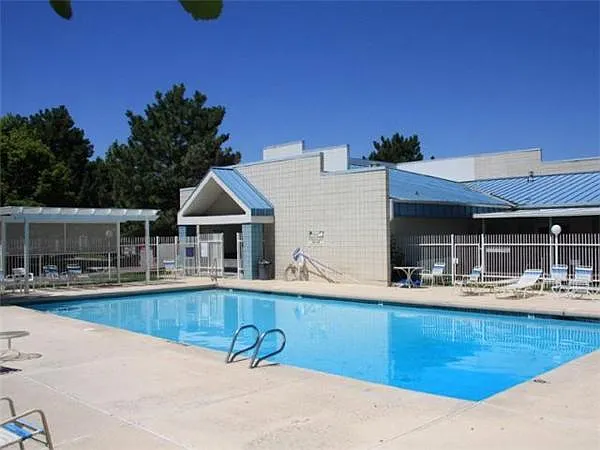5445 S Ocean Ct — Photo 8