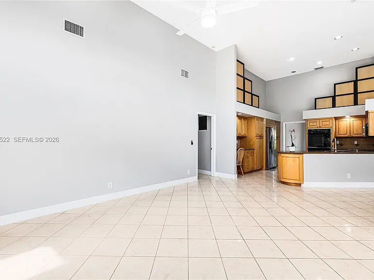 1256 Manor Dr S — Photo 14