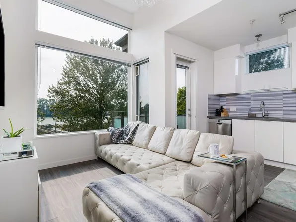 3138 Riverwalk Ave #312, Vancouver, BC V5S 0B6