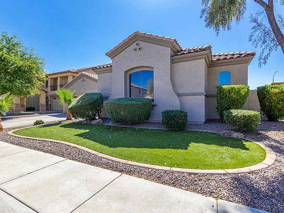3rd image of 2233 E Jade Ct