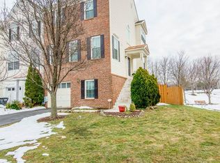 21663 Kings Crossing Ter, Ashburn, VA