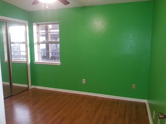 4th image of 2301 Edenborn Ave
