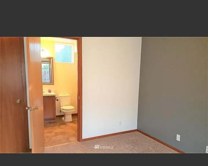 2267 SE Abernathy Ct — Photo 15