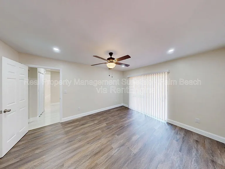 1080 Summit Place Cir #A — Photo 14
