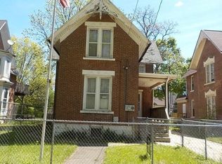 424 S 4th St, Rockford, IL 61104