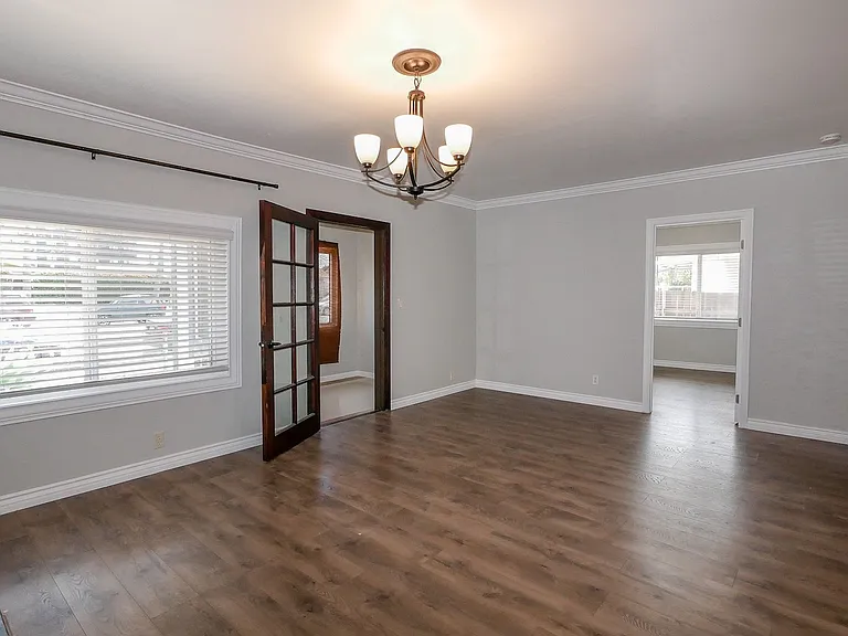 2924-2932 Suncrest Dr — Photo 28