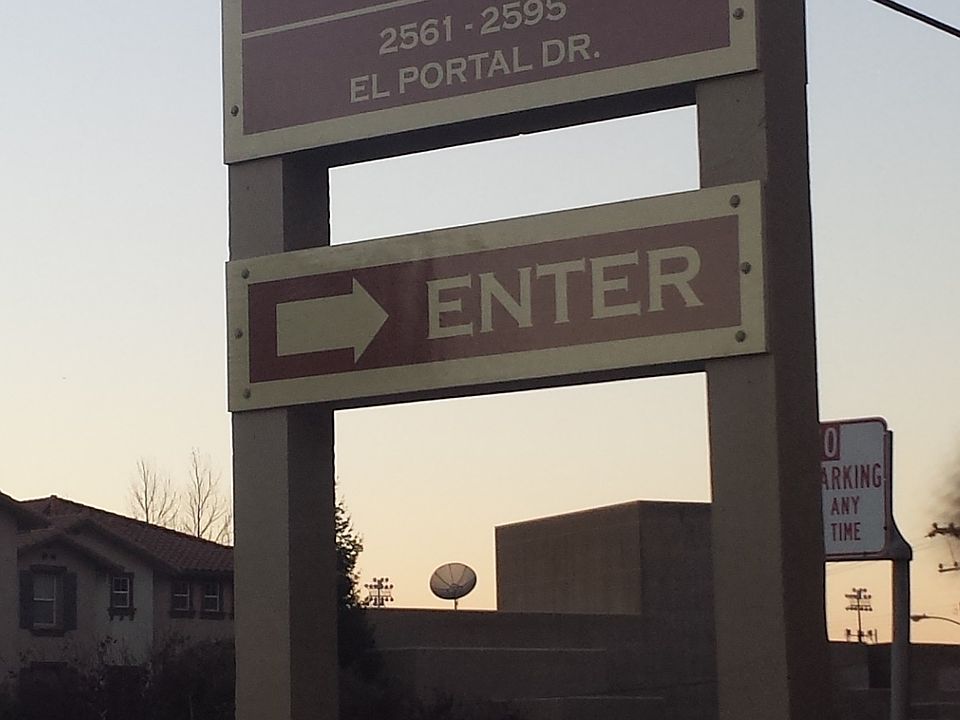 1st image of 2569 El Portal Dr APT B