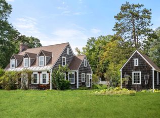 60 Wellesley St, Weston, MA 02493