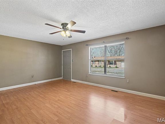 2nd image of 4305 Julie Ct