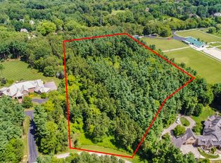 210 Woodhaven Ln, Barrington Hills, IL