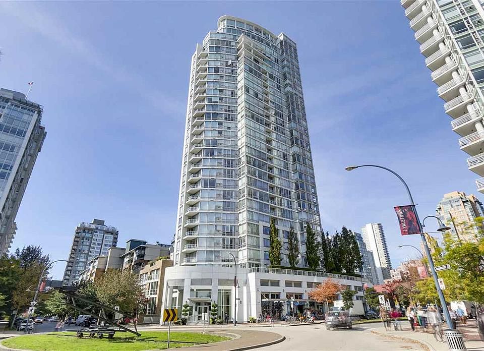 1st image of 1201 Marinaside Cres #1605