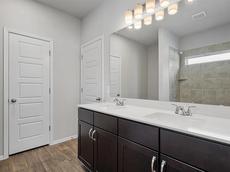 621 Running Creek Dr — Photo 16