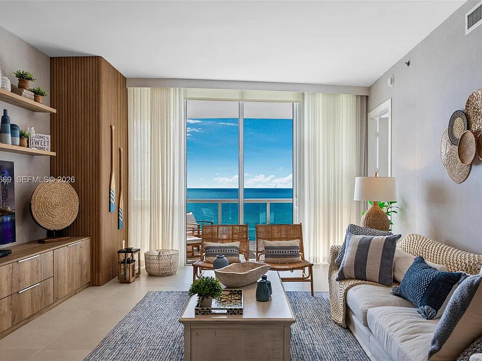 16001 Collins Ave #1007