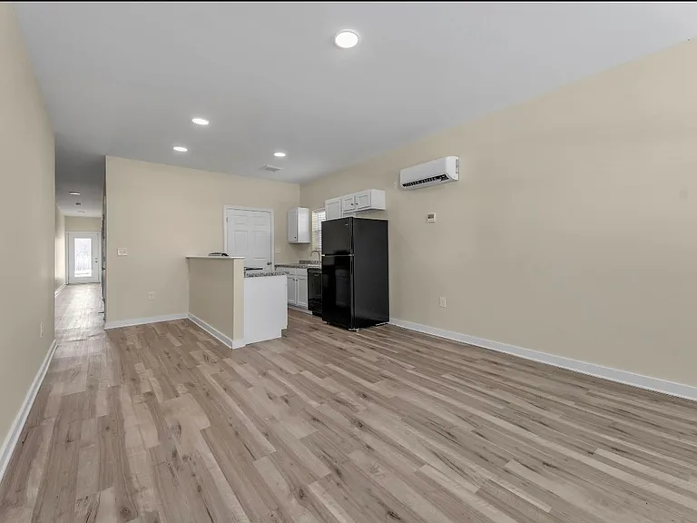 280 E Loudon Ave #101 — Photo 6