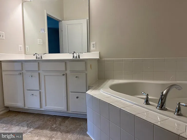 6430 Alan Linton Blvd E — Photo 19