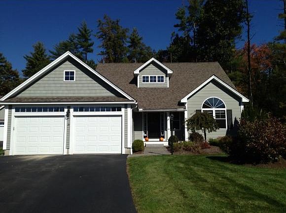LOVELY DETACHED CONDO