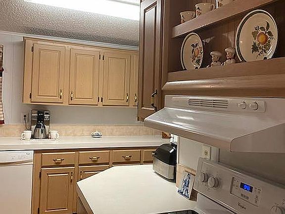 4th image of 956 Quail Dr