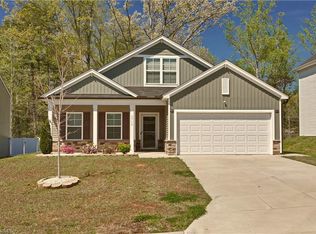3719 Boxwood Ct, Thomasville, NC 27360
