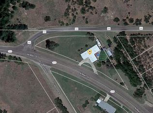 1006 N Main St, Booker, TX 79046