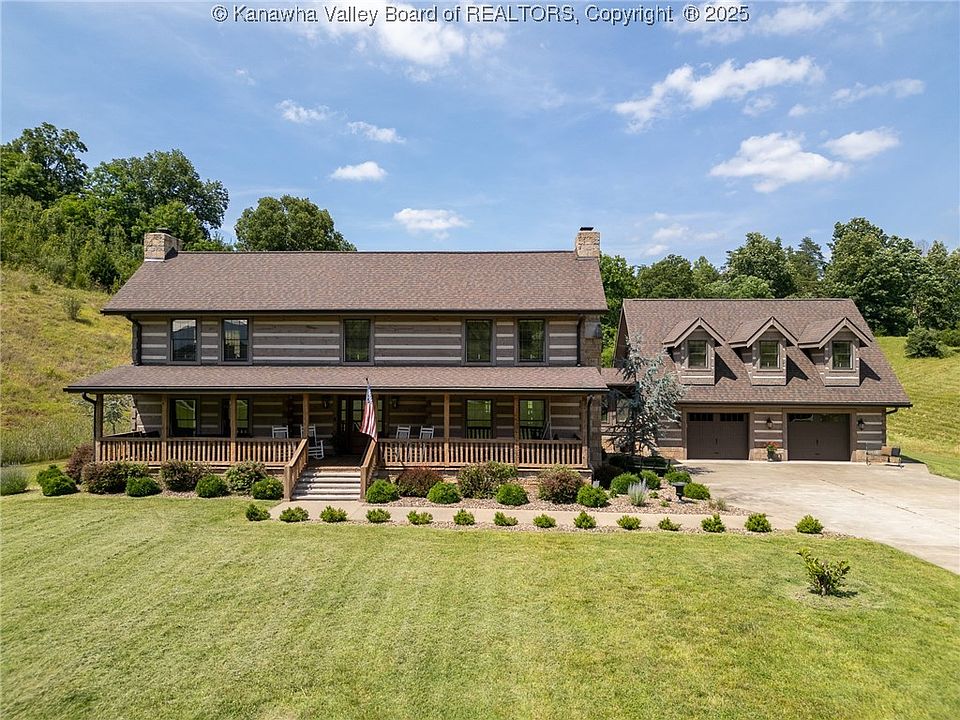 1st image of 8 Abby Ln