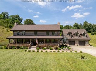 8 Abby Ln, Barboursville, WV 25504