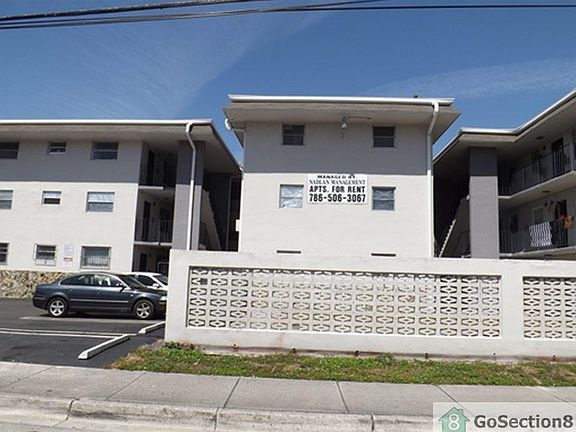 3rd image of 1600 NW 7th Ct APT 304