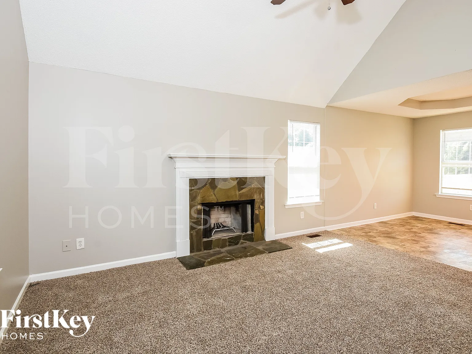 3 bed, 2.0 bath, 1220 sqft, $1,865 — Photo 2