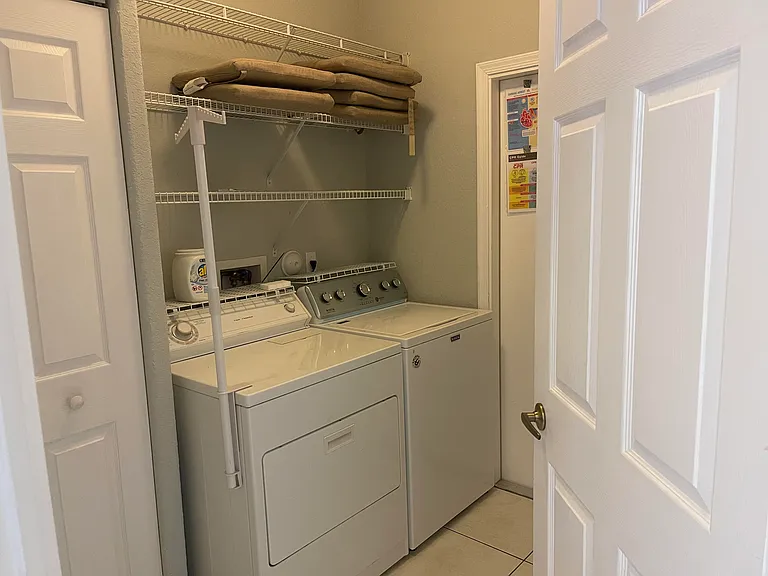 10306 Copper Lake Dr — Photo 21