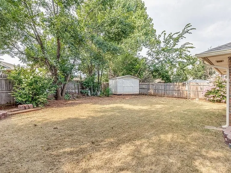 1020 Pruett Dr — Photo 14