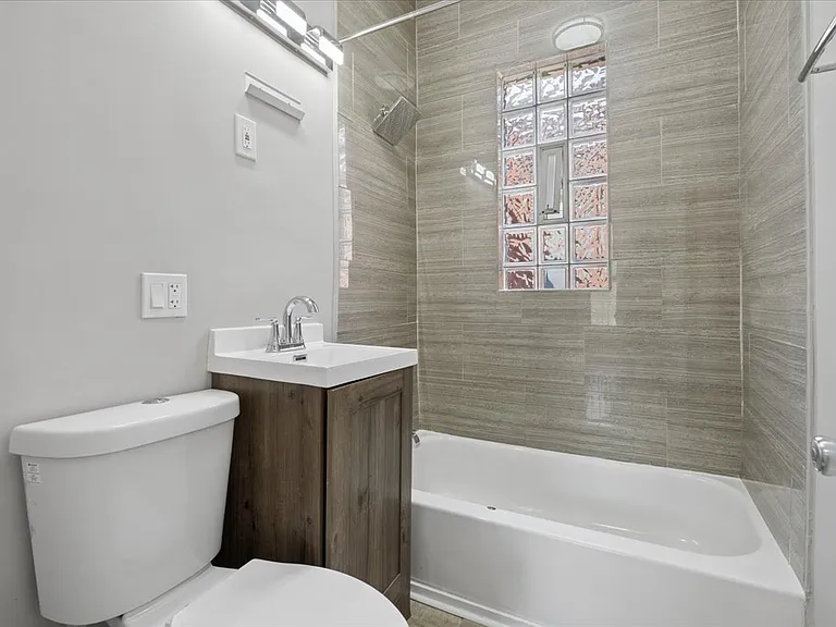 545 N Drake Ave #2 — Photo 18