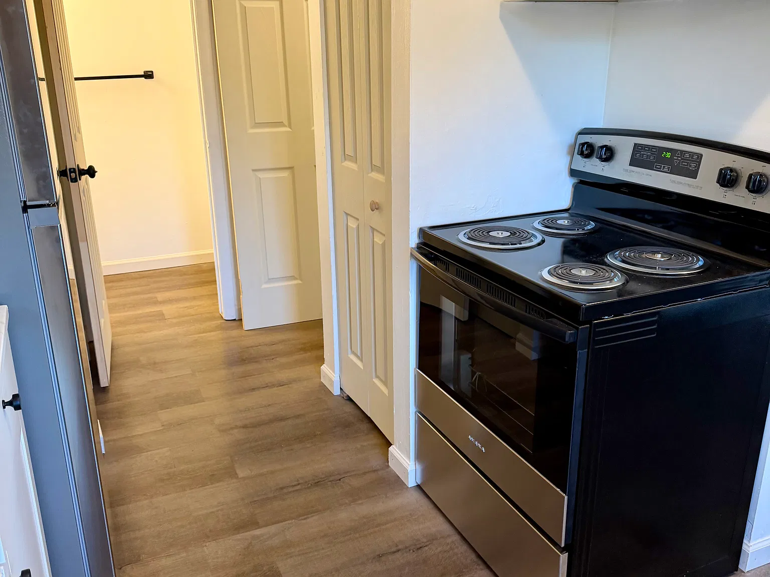 2 bed, 800 sqft, $850 — Photo 3