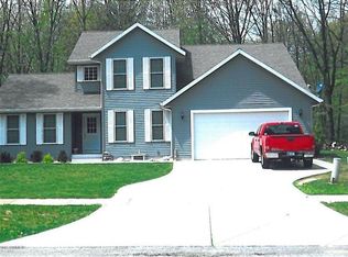 5433 E Karen Ct, Stevensville, MI