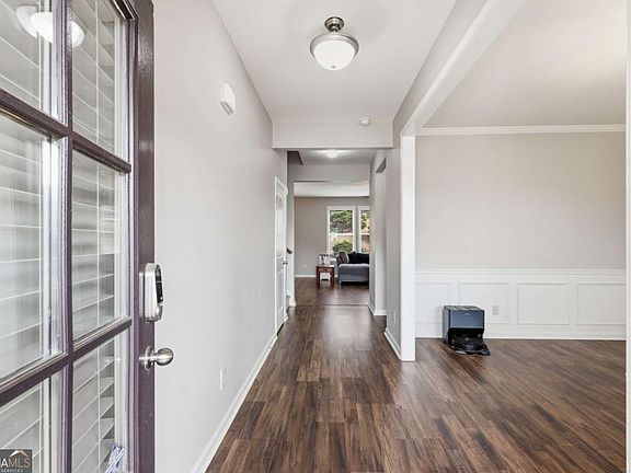 5th image of 5907 Waterway Pl