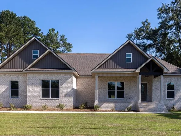 909 Barfield, Cowarts, AL 36321