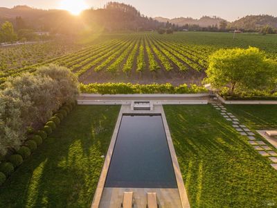 2056 Madrona Ave, Saint Helena, CA, 94574
