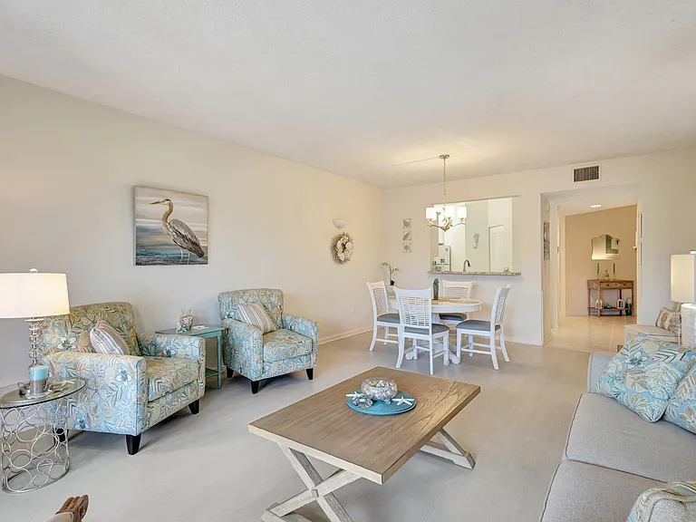 800 Uno Lago Dr #302 — Photo 19