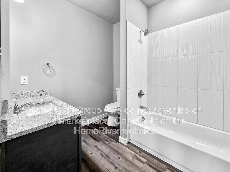 1429 Missouri Ave — Photo 14