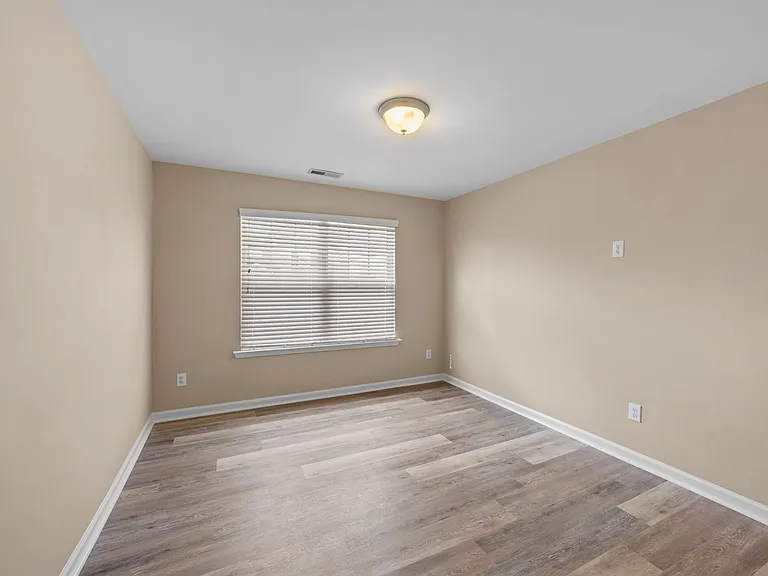 1563 Kythira Dr — Photo 29