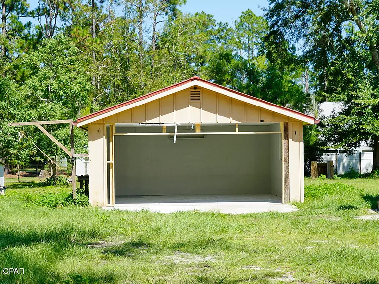 2960 County Road 381 — Photo 35