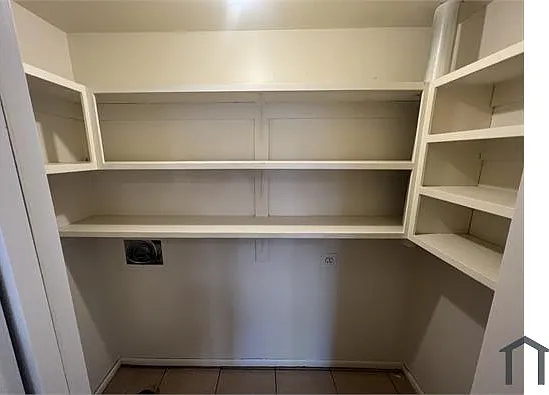 545 Palomas Dr SE — Photo 8