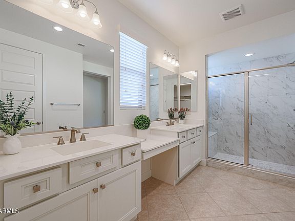 5th image of 16502 W EDGEMONT Avenue