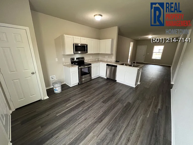 1956 Auburn Hills Dr — Photo 5