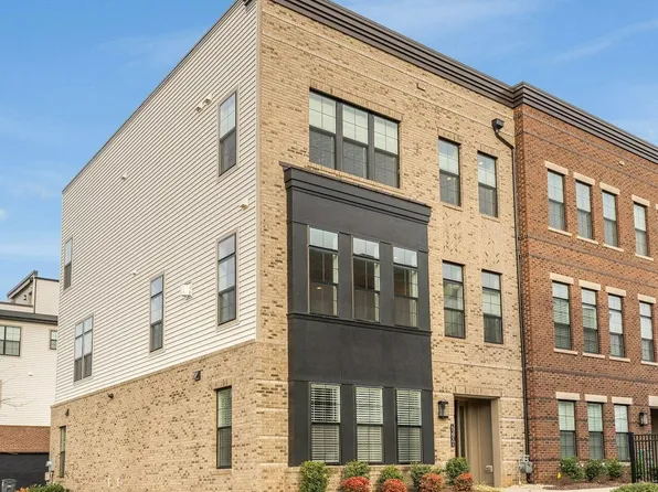 43921 Hurleys Hunt Ter, Ashburn, VA 20147