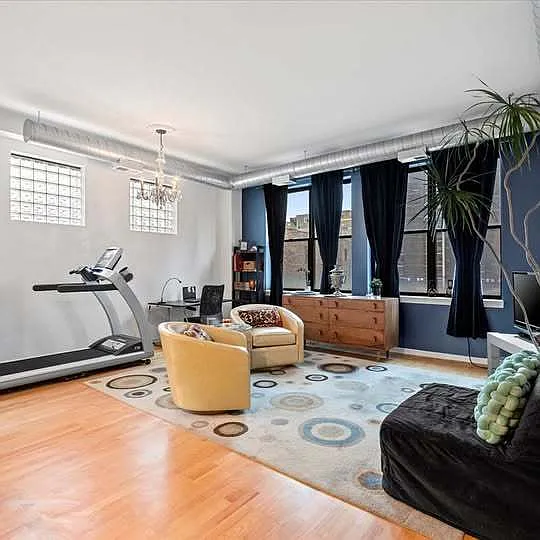 950 W Leland Ave #307 — Photo 5
