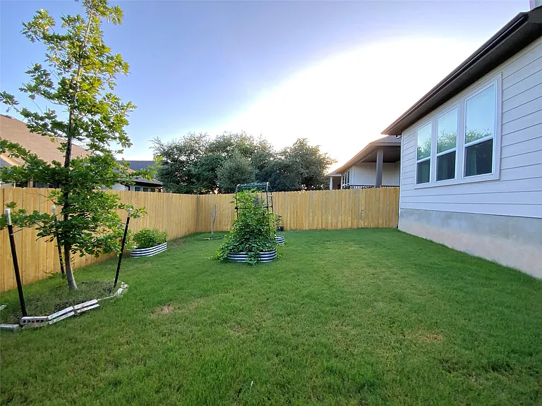 243 Kings Pine Dr — Photo 35
