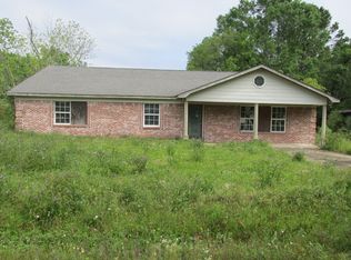 3725 Prentiss Ave, Moss Point, MS 39563