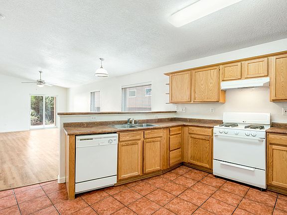 5th image of 2102 N Ensenada Cir SE